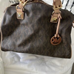 Michael Kors hand bag